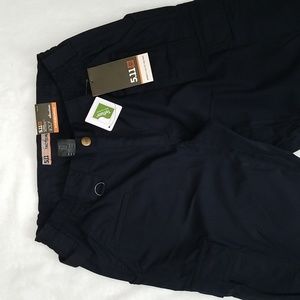 5.11 Tactical Womens Pants, Navy, Sz-6 Long
